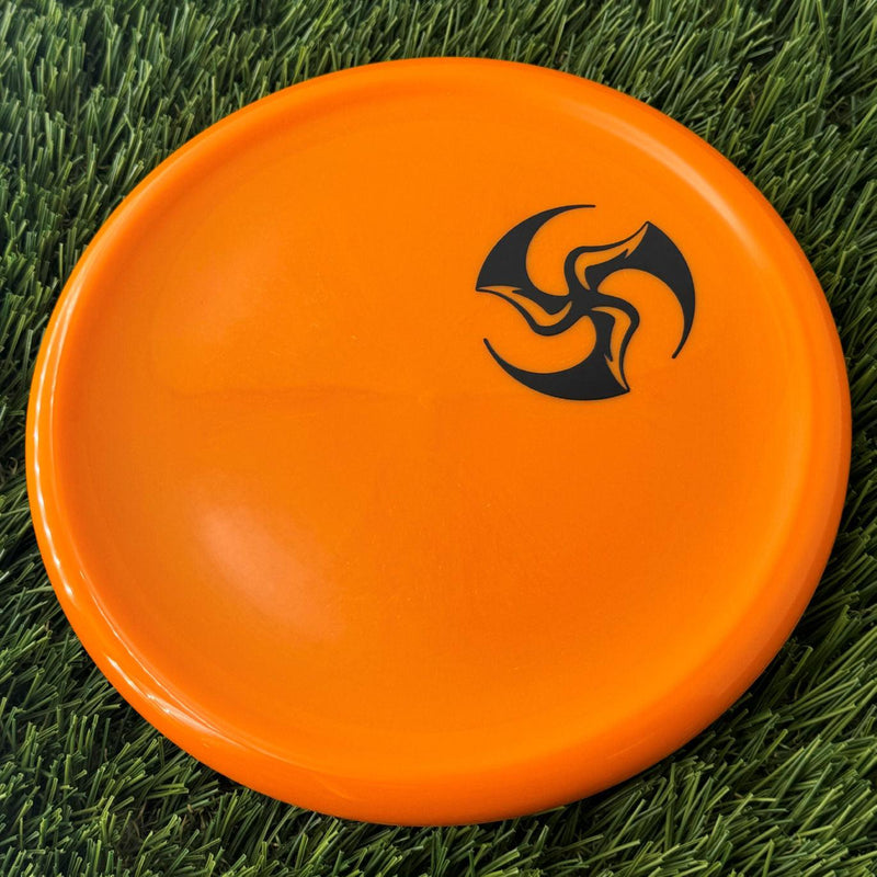 Kastaplast K1 Soft Berg with Mini Huk Tri-Fly Stamp - 173g Orange