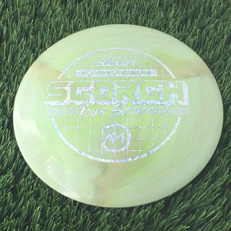 Discraft ESP Swirl Scorch with Alexis Mandujano Tour Series 2022 Stamp - 172g Cream