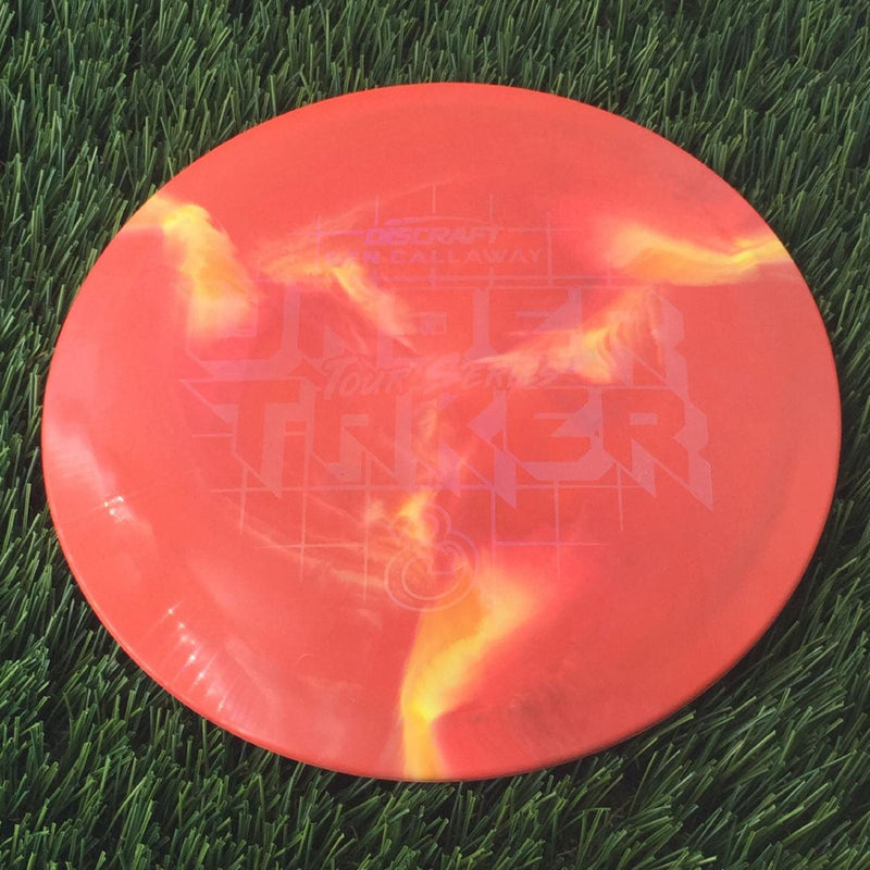 Discraft ESP Swirl Undertaker with Ben Callaway Tour Series 2022 Stamp - 174g Red