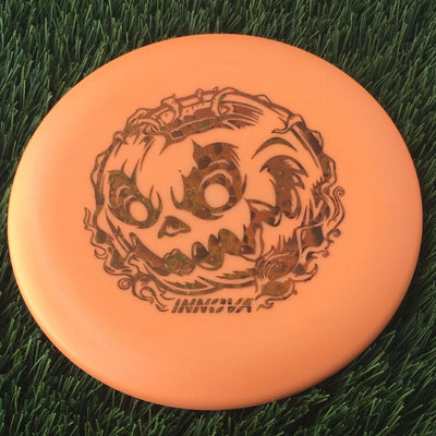 Innova Nexus Color Glow Aviar Putter with Doom Pumpkin - Innova Halloween 2024 Stamp - 175g Orange