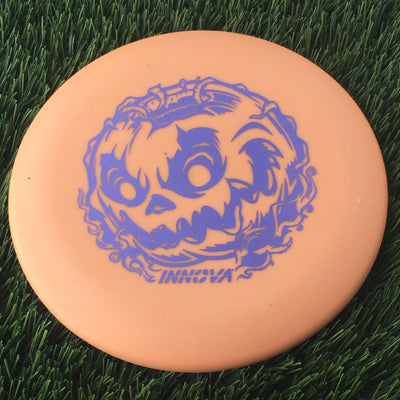 Innova Nexus Color Glow Aviar Putter with Doom Pumpkin - Innova Halloween 2024 Stamp - 175g Light Orange