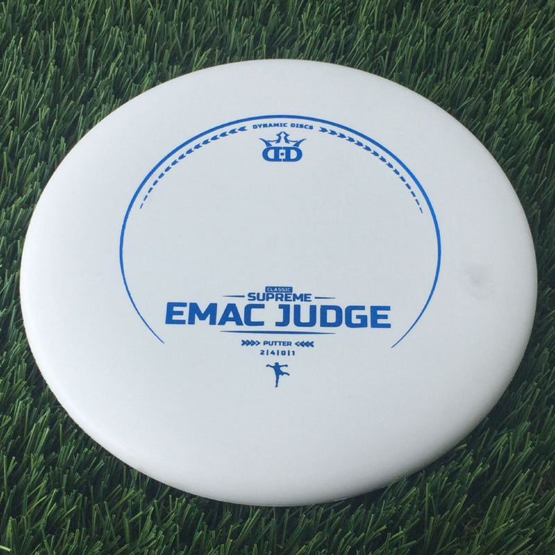 Dynamic Discs Classic Supreme EMAC Judge with Small EMac Silhouette Stamp - 176g White